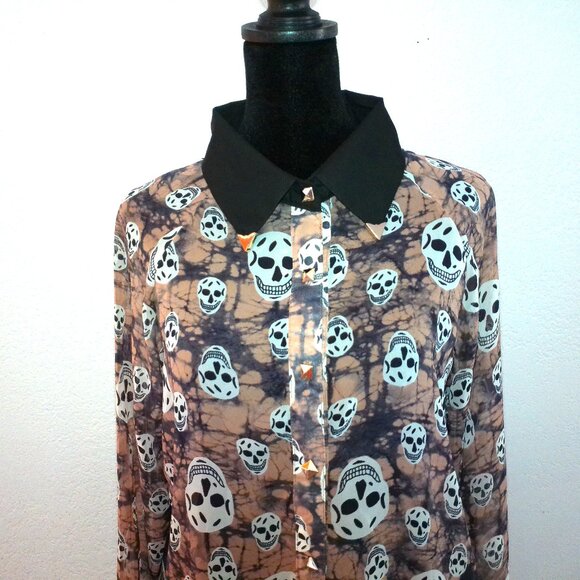 Mona B, Beige skull pattern blouse, with metal studs for buttons, day of dead - Picture 4 of 10